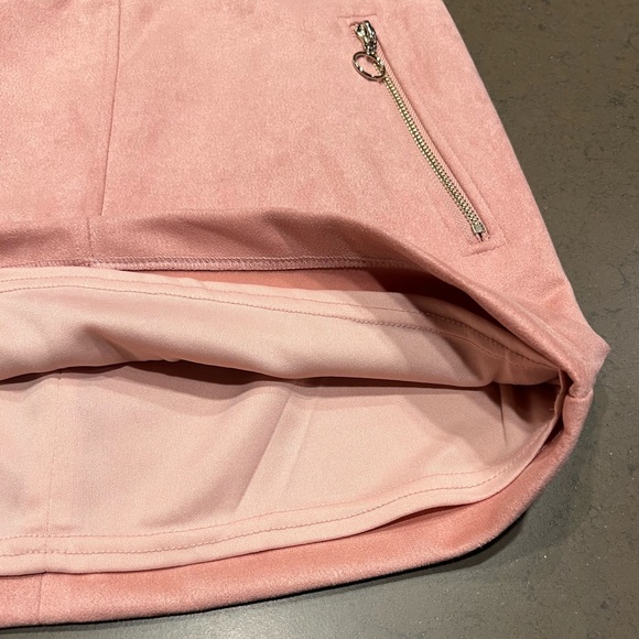 Pink Faux Suede Mini Skirt Sz: S - Picture 3 of 6